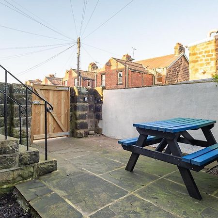 Stunning 5 Bedroom 5 En-Suite Victorian House In ハロゲート エクステリア 写真