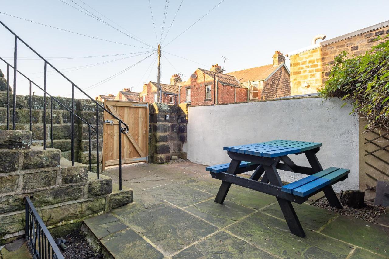 Stunning 5 Bedroom 5 En-Suite Victorian House In ハロゲート エクステリア 写真